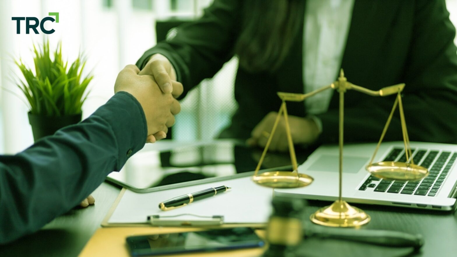 Legal Advisory Services for Businesses: From Compliance to Confidence